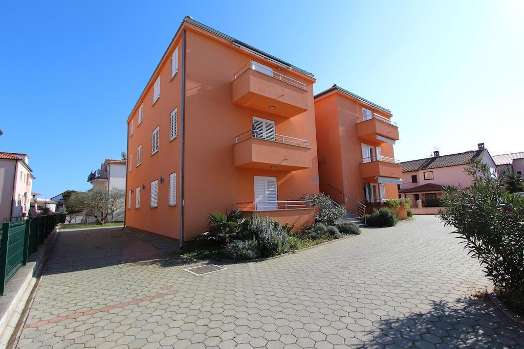 Apartments Hanna Ровинь Экстерьер фото