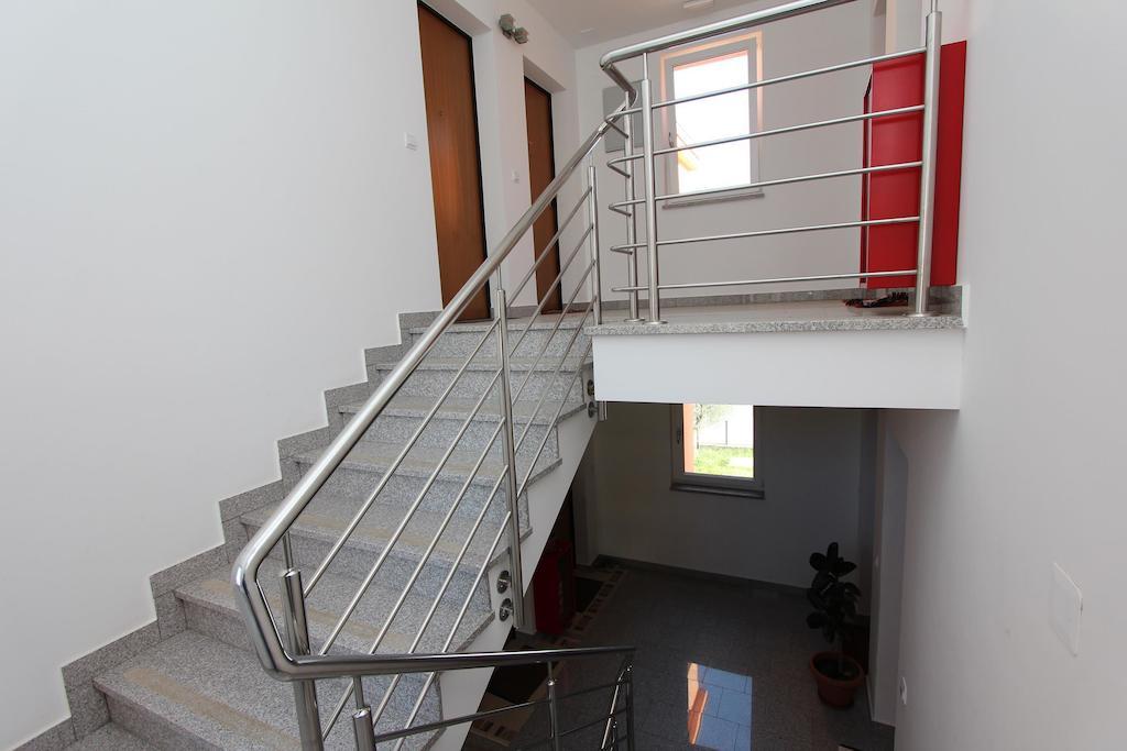 Apartments Hanna Ровинь Экстерьер фото