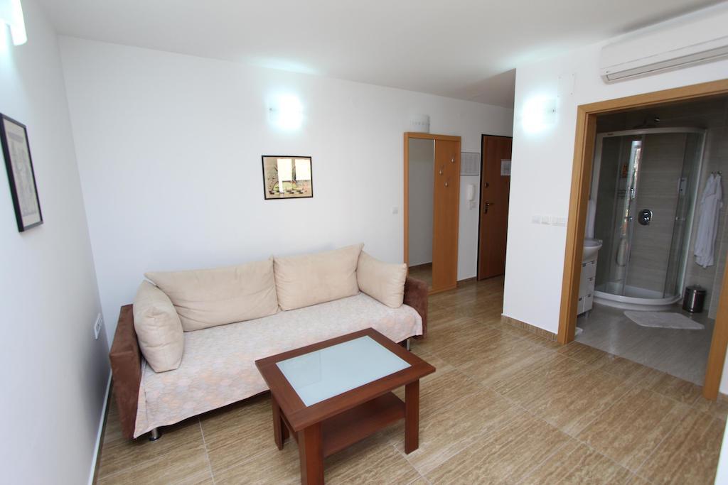 Apartments Hanna Ровинь Экстерьер фото